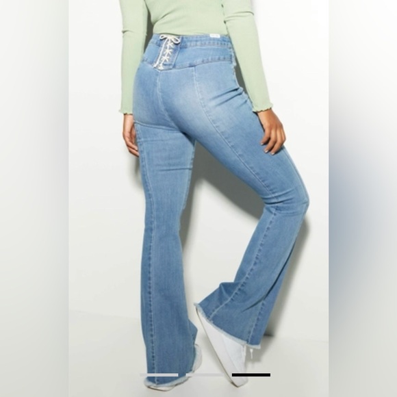 NWT Rue21 Medium Wash Lace Up Back Flare Jeans - Picture 4 of 4